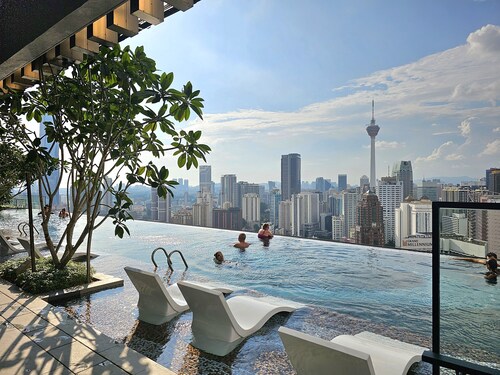 Axon Suites Bukit Bintang