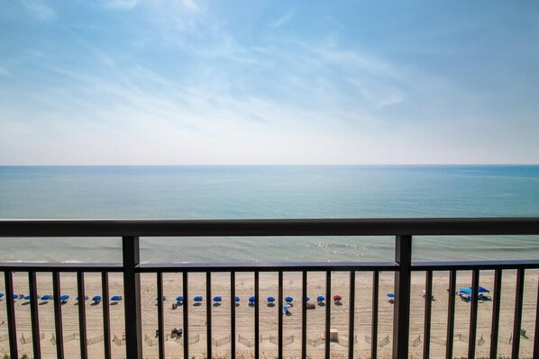 Property grounds - Double Delight 2BR, 2 Balconies, Oceanfront Bliss (Myrtle Beach)