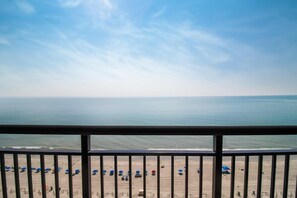 Property grounds - Beachside Duplex 2BR 2 Balconies, Ocean Views (Myrtle Beach)