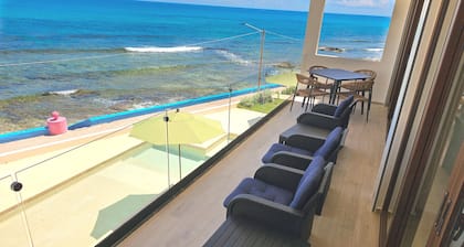 OceanDreams 3 BR 2 BA - New Condo - Fantastic Views - Full kitchen