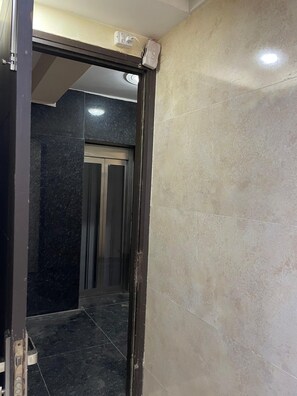 Interior - Dolphin House 4BHK Serviced Apartment Shaheen Bagh (New Delhi)