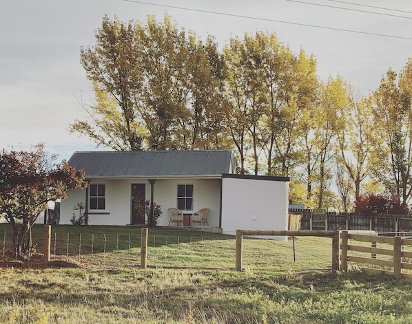 Exterior - Private farm cottage, lovingly restored with no extra charges (Gimmerburn)
