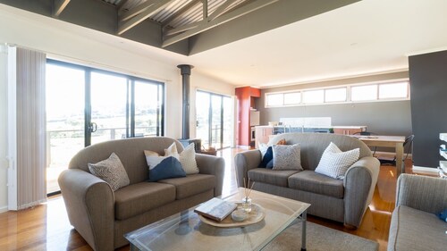 Sunset Meadows in Sunset Strip