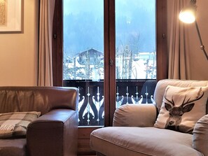 Télévision, cheminée