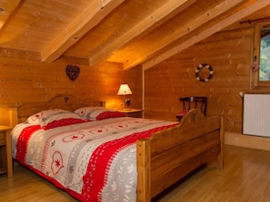 7 bedrooms, free WiFi