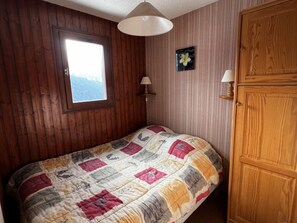 1 bedroom - 2-Room Apartment for 4 Pers. with Balcony and Parking in Châtel (Châtel)