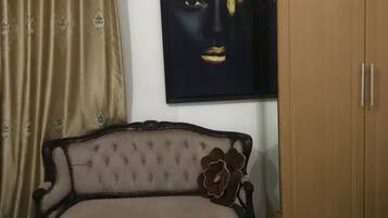 Classic Apartment | Living area