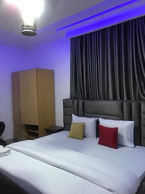 Classic Apartment | 1 bedroom, free WiFi