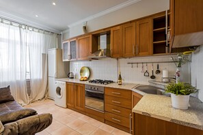 Business Apartment | Private kitchen | Full-sized fridge, oven, stovetop, electric kettle - Modern apartments in modern district (Minsk)