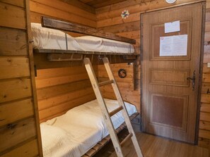 Free WiFi - Cozy Studio for 4 with Balcony, Mountain Views and Parking in Châtel (Châtel)