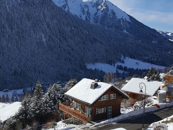 Exterior - Cozy 3-Room Apartment for 6 with Mountain Views, Near Ski Lifts in Petit-Châtel (Châtel)