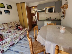 Interior - Châtel: 2-room apt, 5 pers., Near lifts and parking (Châtel)
