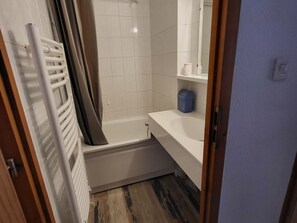 Bathroom - Châtel: 2-room apt, 5 pers., Near lifts and parking (Châtel)