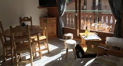 Chalet in Châtel, Near Slopes, 5 Pers, Parking Included