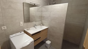 Unclassified image, 3 of 10, button - Apartment for 5 near cable car, pets allowed (Châtel)