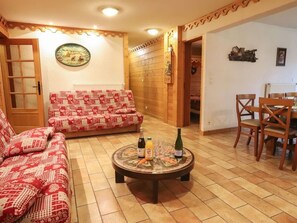 TV - Half-chalet 5 rooms, 10 pers, terrace, sauna, parking (Châtel)