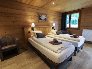 6 bedrooms, free WiFi - Large 7-room chalet, 15 people, sauna, jacuzzi in Châtel (Châtel)