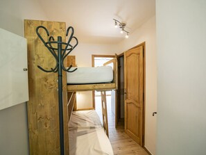 1 bedroom, free WiFi