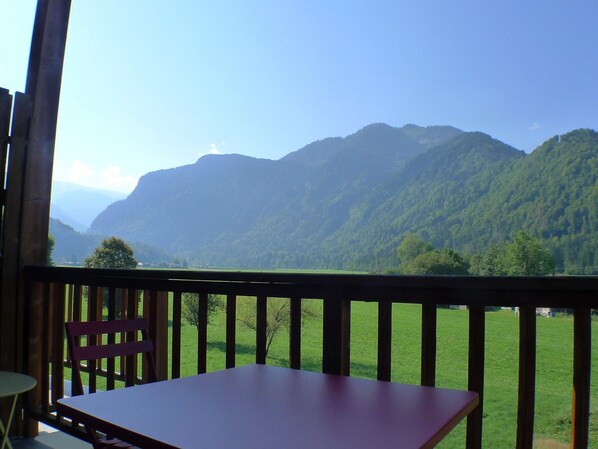 Outdoor dining - Calm Duplex T4 with parking, pets allowed in Samoëns (Samoëns)