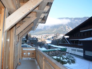 Property grounds - Spacious 12-Person Chalet with Modern Amenities, Close to Lifts and Village (Châtel)