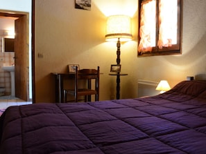 2 bedrooms, free WiFi