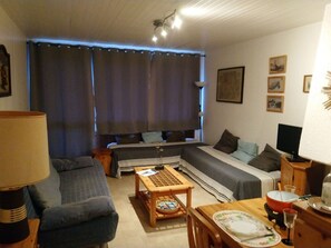 TV - Studio 3 Pers, Close to Lifts Châtel (Châtel)