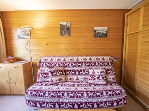 Room - Studio for 4 in Châtel, parking, pets allowed (Châtel)