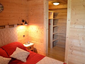 2 bedrooms, free WiFi