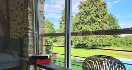 La Grange de La Tuilerie, Gîte Tout Confort Avec Piscine, à 7 km d' Uzerche