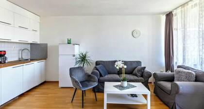Cozy Neuss Apartment With Modern Amenities