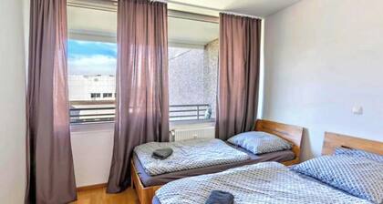 Cozy Neuss Apartment With Modern Amenities