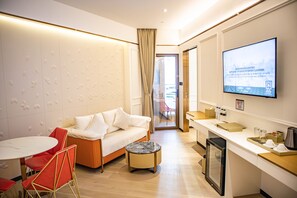 Living area - YOHO Resorts World Hotel (Macau)