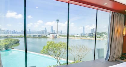 YOHO Resorts World Hotel