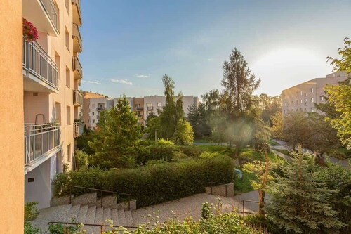 Spacious Apartment with Balcony | 2 Bedrooms | Workspace.
