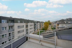 Property grounds - Klimasa 43E | Subtle Studio | Parking (Wrocław)