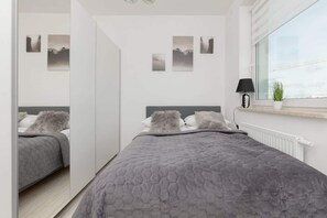 2 Schlafzimmer, Bügeleisen/Bügelbrett, WLAN, Bettwäsche