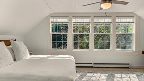 4 Schlafzimmer, Schreibtisch, WLAN, Bettwäsche