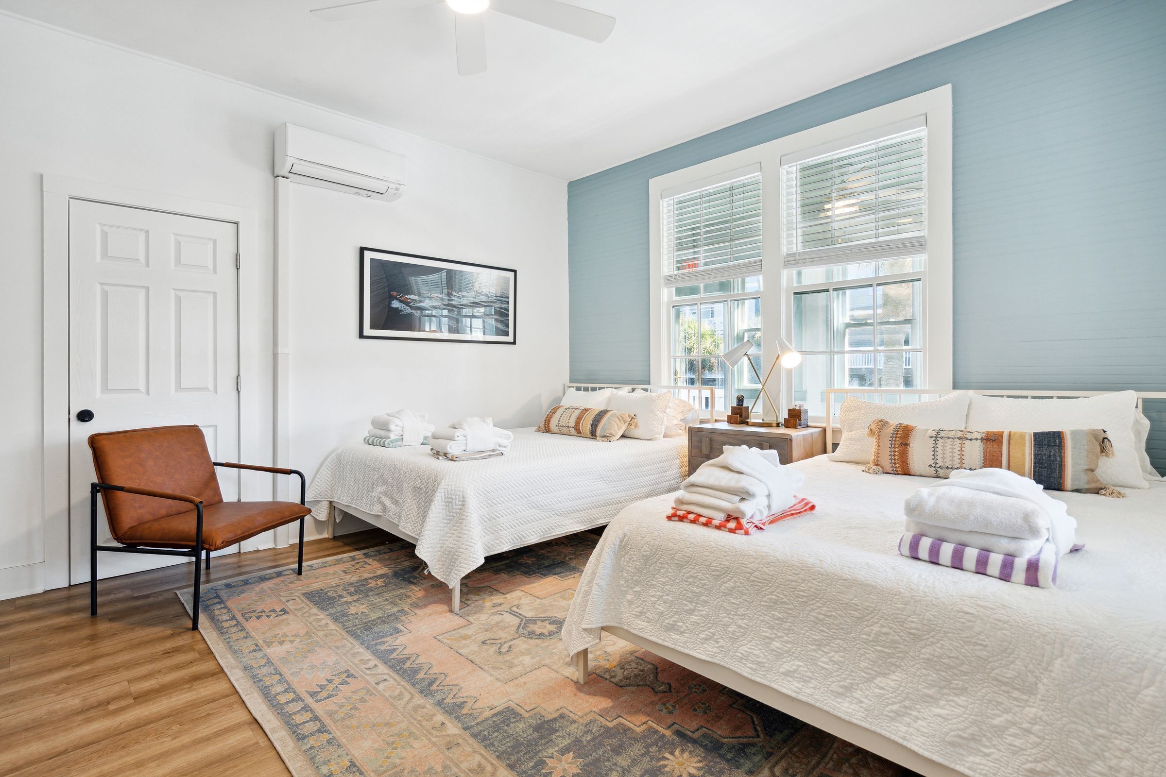 1 多间卧室、熨斗/熨衣板、WiFi、床单