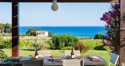Sea front house between Menfi and Selinunte3 bedrooms and 3 bathrooms