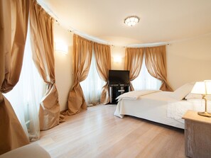 5 Schlafzimmer, Reisekinderbett, kostenloses WLAN