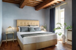 6 bedrooms, iron/ironing board, travel crib, free WiFi - Villa in Colle Di Buggiano with 6 bedrooms sleeps 12 (Colle Di Buggiano)