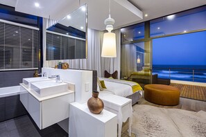 4 Schlafzimmer, Bügeleisen/Bügelbrett, WLAN, Bettwäsche