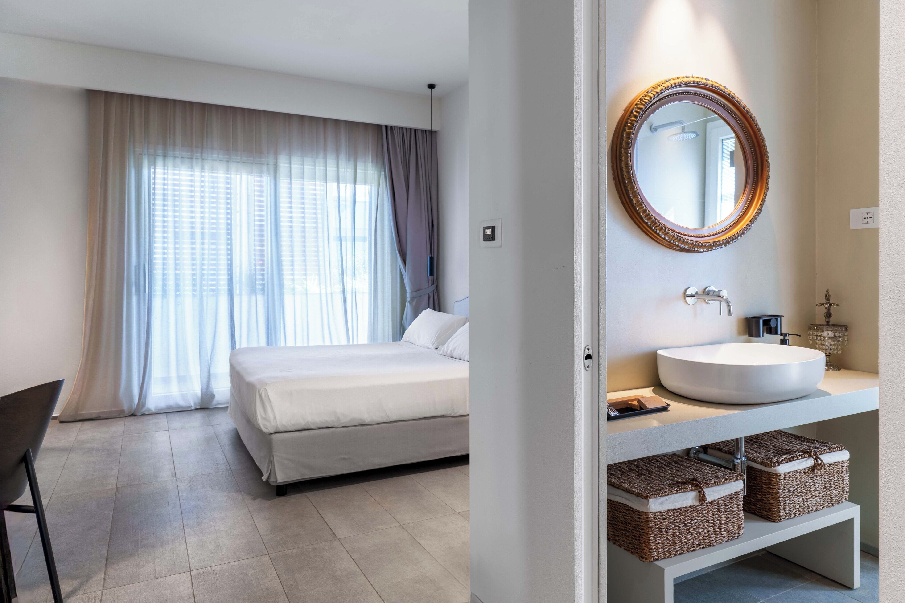 Executive Room with Terrace | Bettwäsche aus ägyptischer Baumwolle, hochwertige Bettwaren