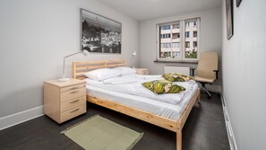 3 chambres, espace de travail pour ordinateur portable