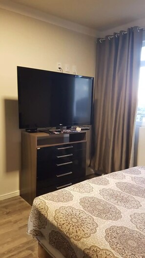 3 Schlafzimmer, Bügeleisen/Bügelbrett, Bettwäsche