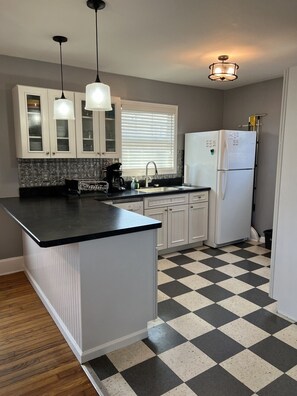 Fridge, microwave, oven, stovetop - GOTL Strip- Lake Erie Views- Sunset Vacation Rentals (Geneva)