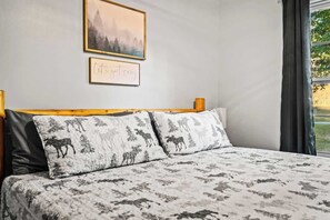 3 chambres, fer et planche à repasser, Wi-Fi, literie fournie