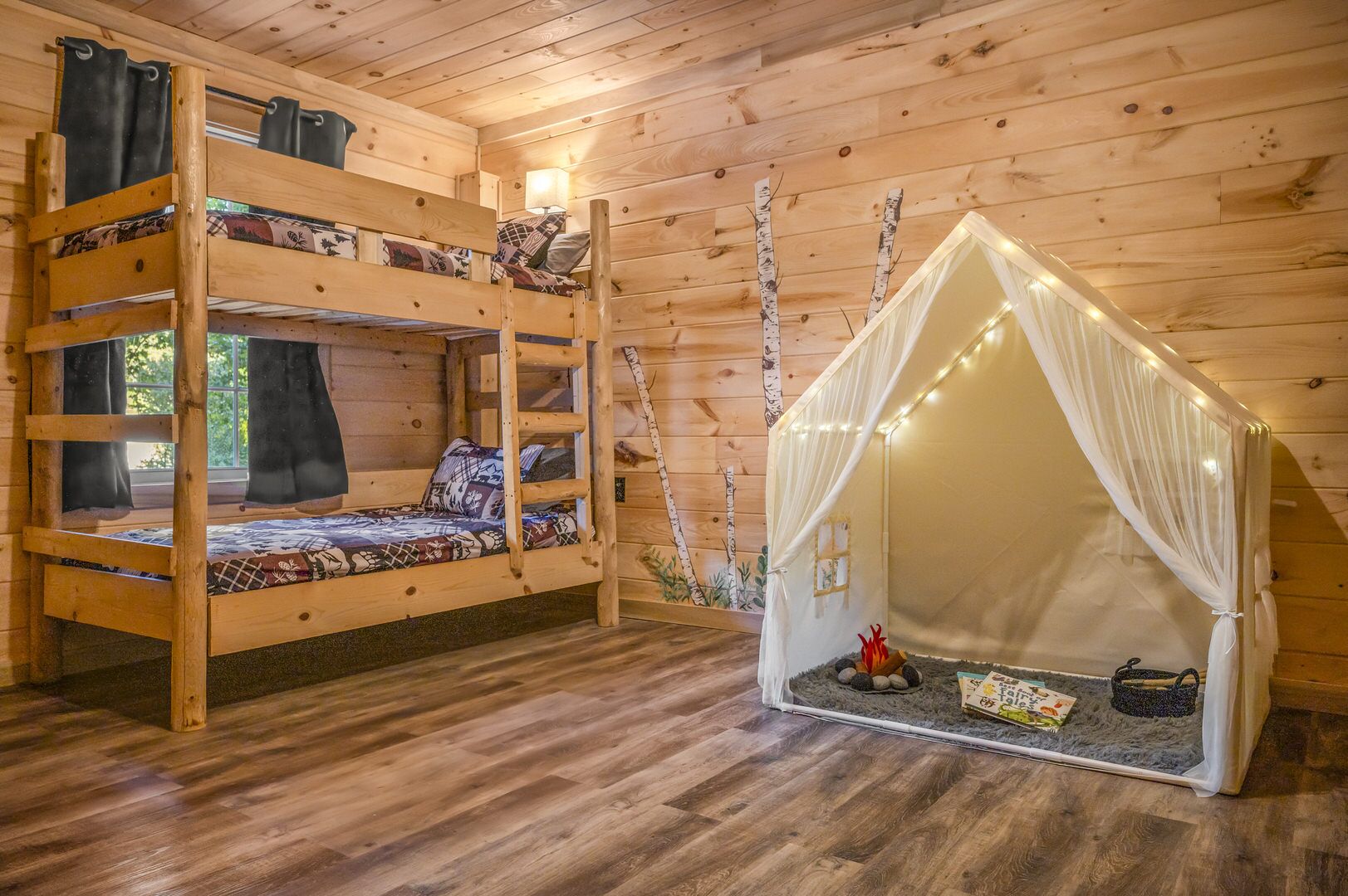 3 quartos, ferros/tábuas de passar roupa, Wi-Fi, roupa de cama