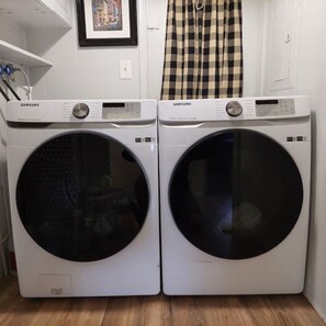 Interior - Barefoot Bay Beautiful 3/2 completely remodeled.. (Sebastian)