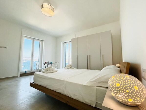 Leilighet | 3 soverom, sengetøy av topp kvalitet, wi-fi (inkludert) og sengetøy